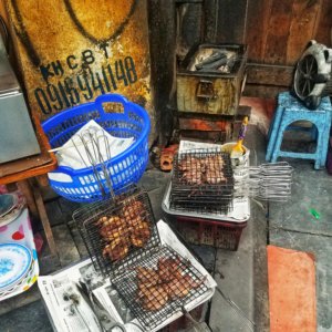 chim nuong bbq beer street hanoi vietnam food