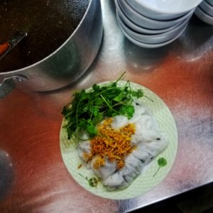 bahn cuon vietnam street food