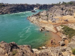 swimming mekong river 4000 islands laos