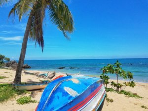 beach ko lanta thailand boat