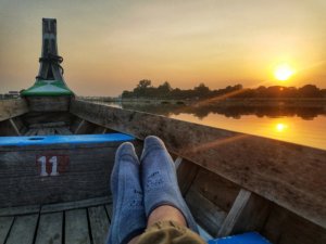 travel packing happy feet