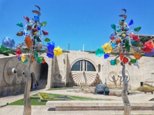weird art yerevan cascade armenia