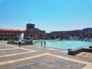 republic square fountains