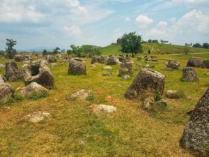 plain of jars phonsavan laos