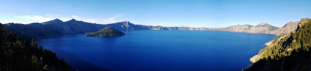 crater lake oregon natural wonders