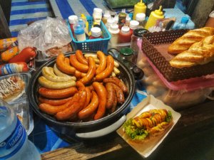 eating luang prabang night market
