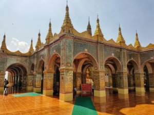Mandalay Hill Sutaungpyei Temple