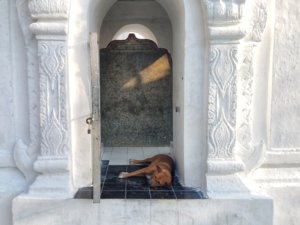 worlds largest book Kuthodaw Pagoda