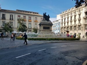 Plaza Isabel la Catolica Granada