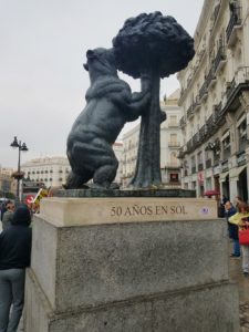 famous bear statue in Madrid, Spain